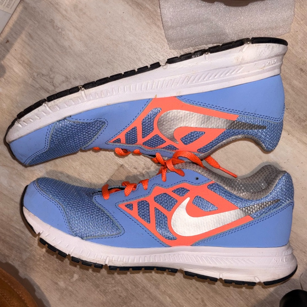 Nike Kids Light Blue and Bright Orange Sneakers